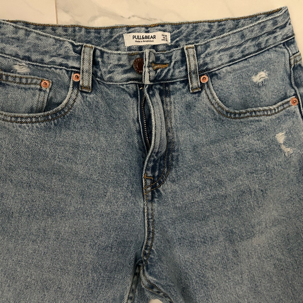 Pull&Bear Women's Light Blue Straight Leg Jeans